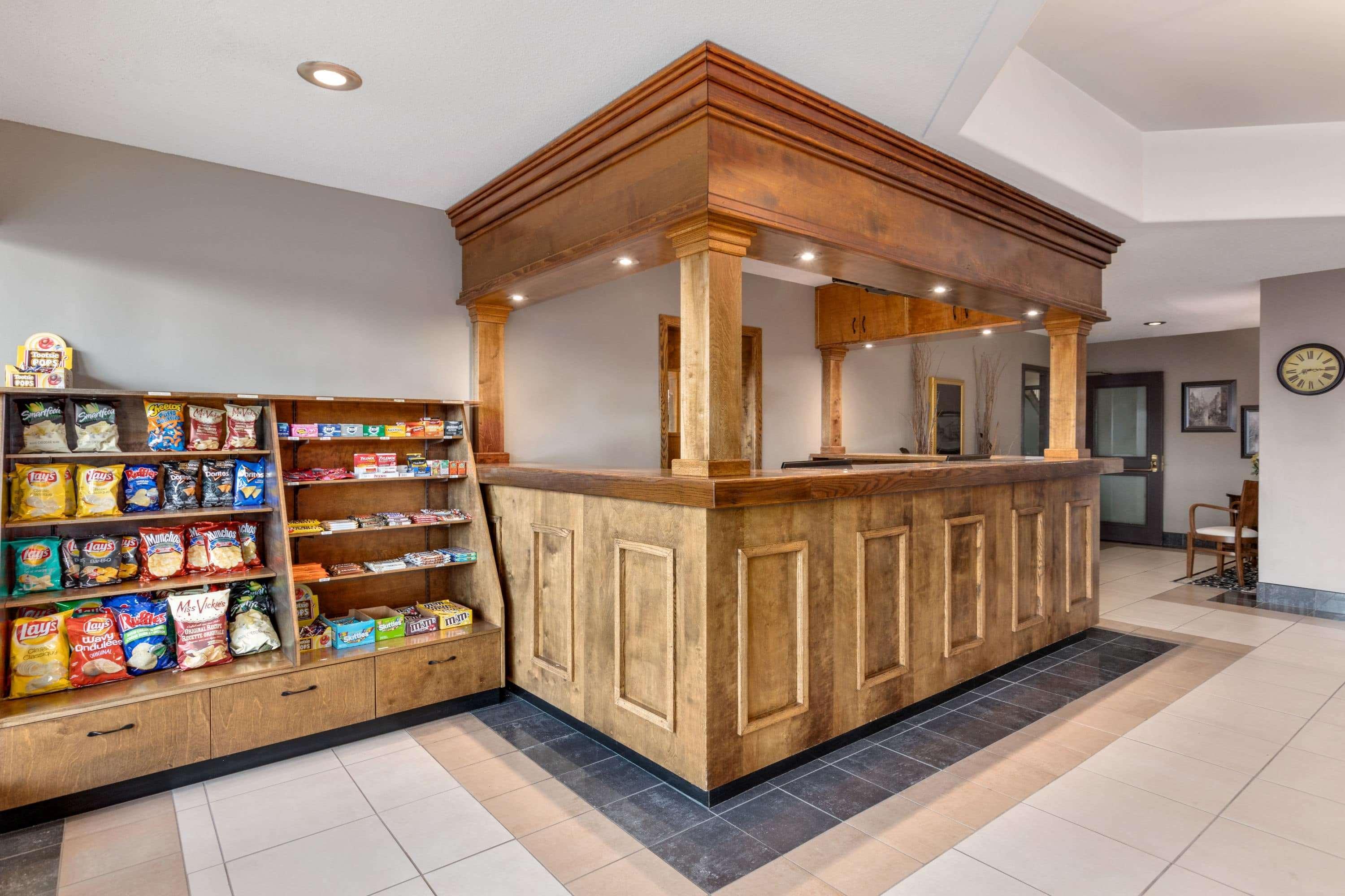 Travelodge Hotel By Wyndham Kingston Lasalle Exteriér fotografie